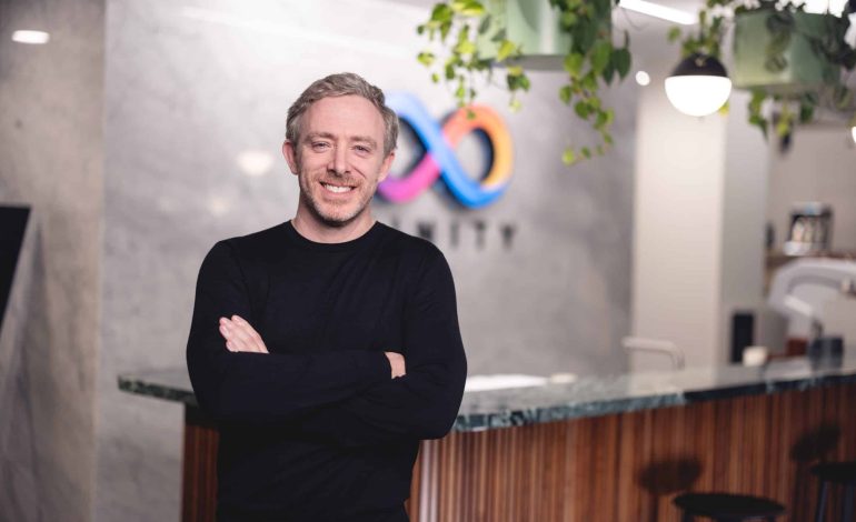 The Self-Writing & Sovereign Internet Paradigm: AI on the Internet Computer