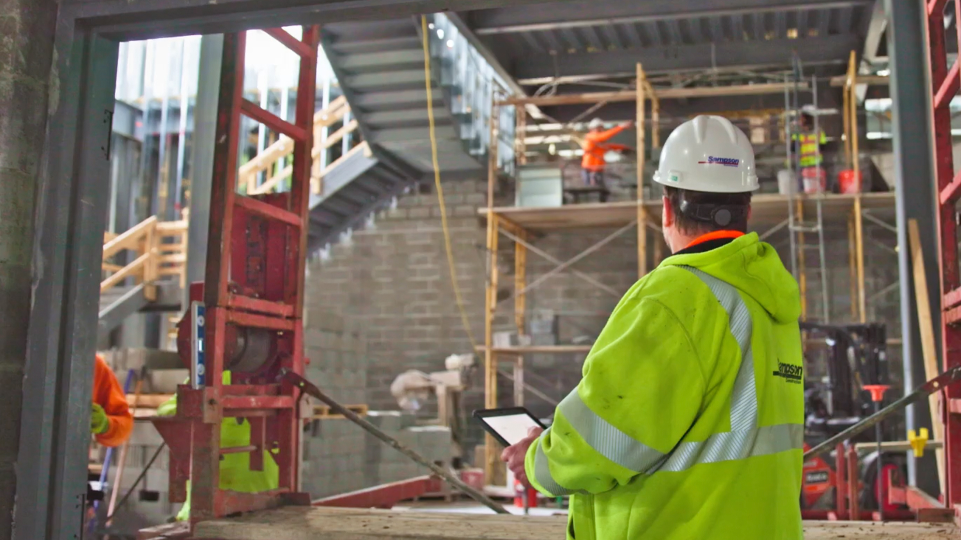 Why the Best Construction Management Software Belongs in the Field